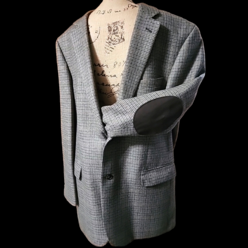 Saddlebred suit jacket, elbow patches, brown plaid, Satin interior 42R maybe